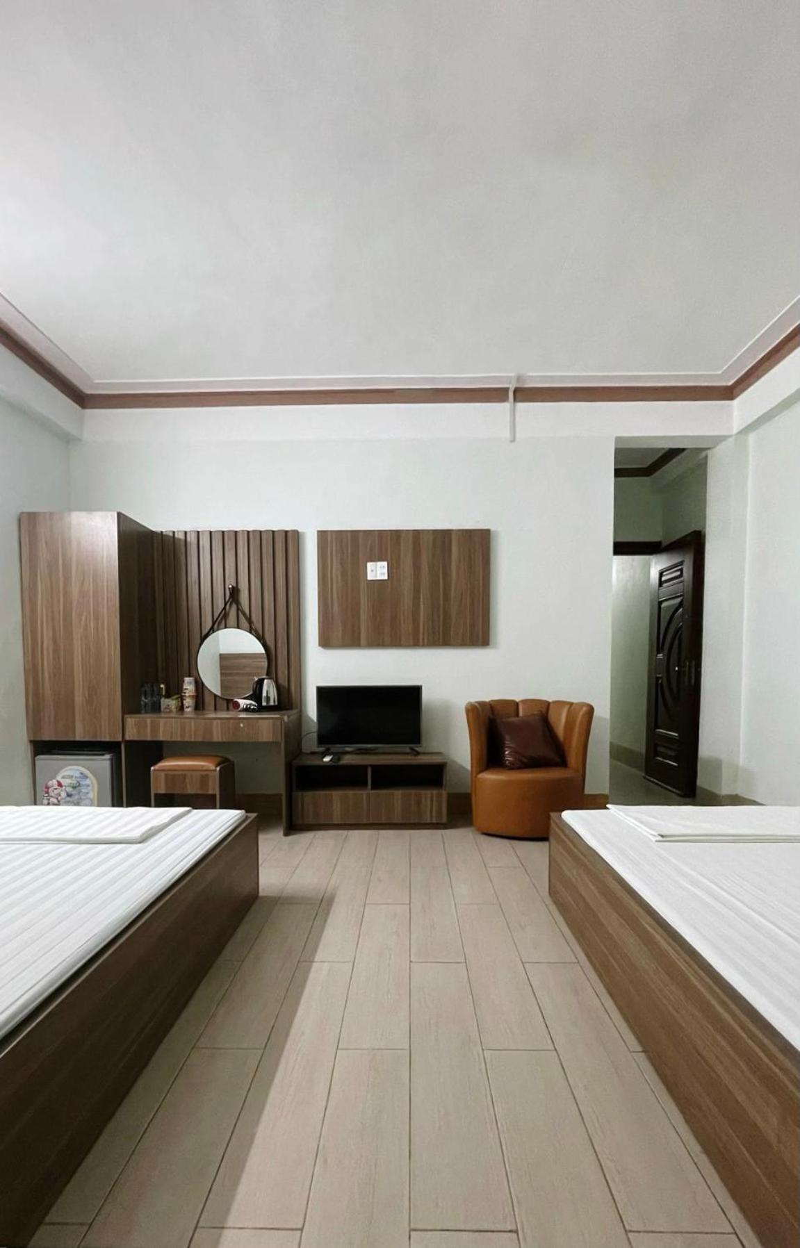 Cuong Thinh Hotel Song Cong Kültér fotó
